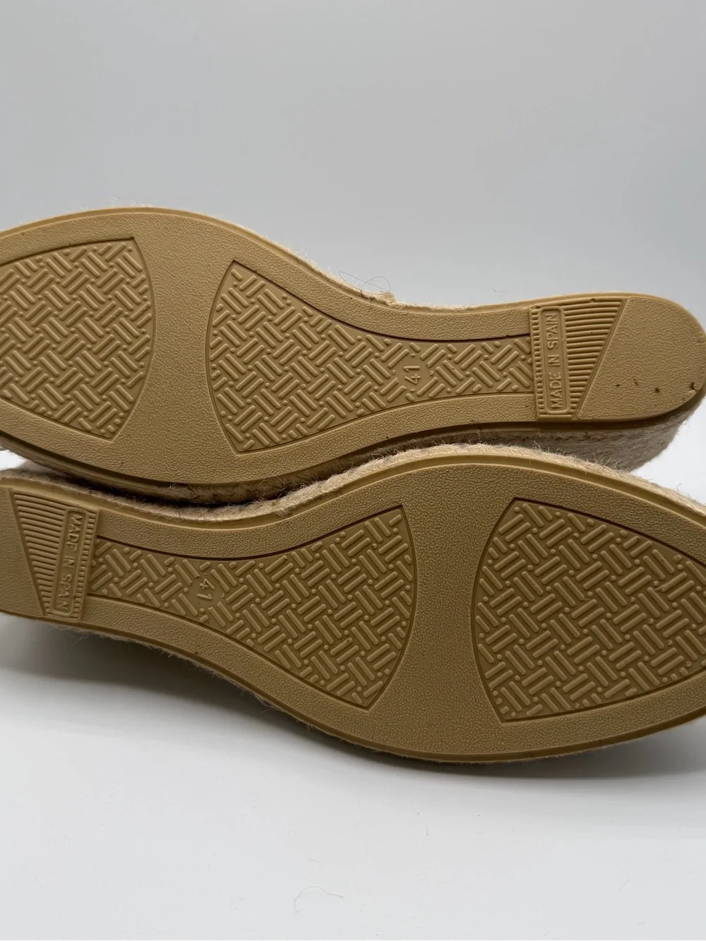 Verbenas Malena Suede Espadrille Wedge Sandals Taupe EU 41 US 9.5-10